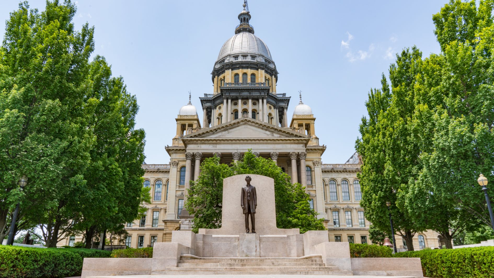 Steps to Go Solar in Illinois