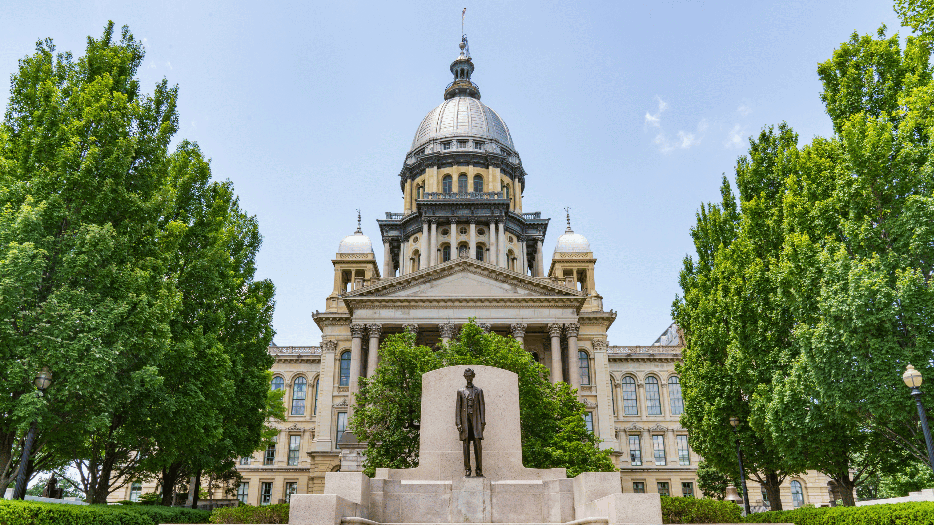 Illinois democrats introduce bill to set new 8.5-GW energy storage goal