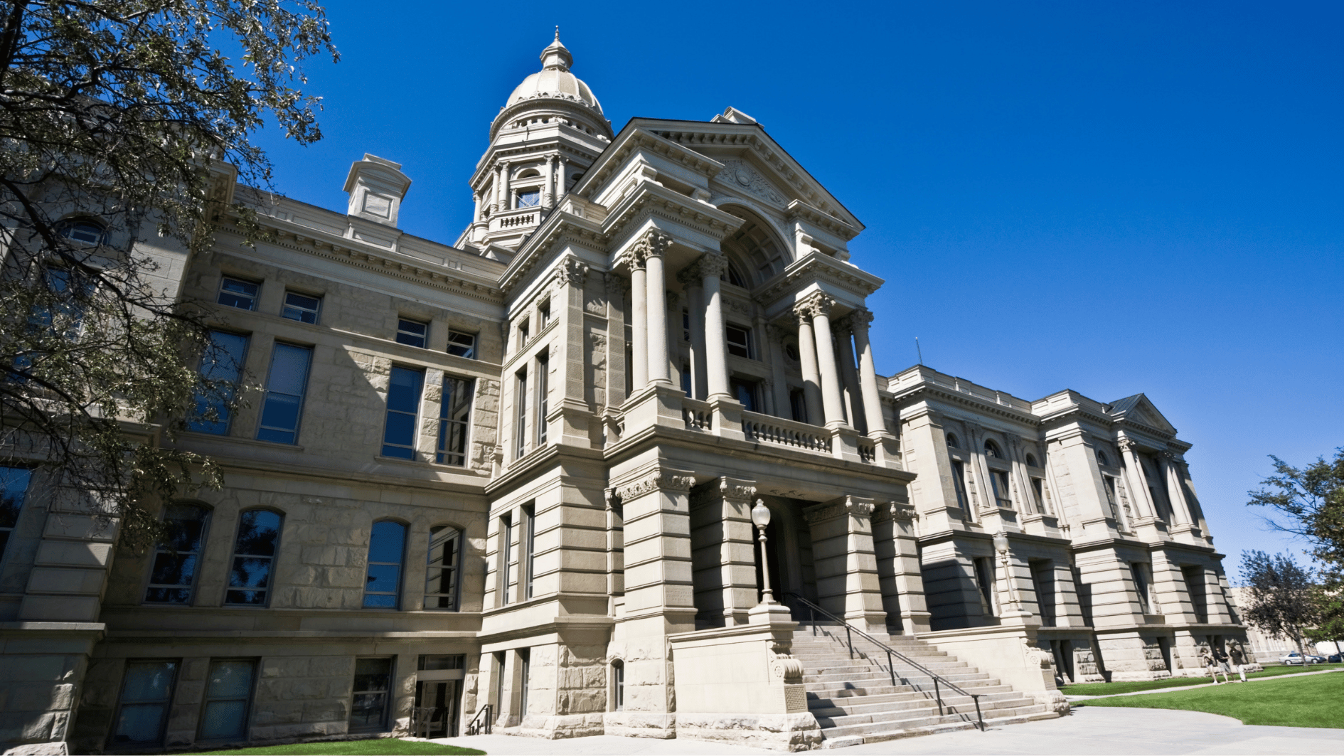 Wyoming Supreme Court upholds solar incentive law in a key victory for solar users