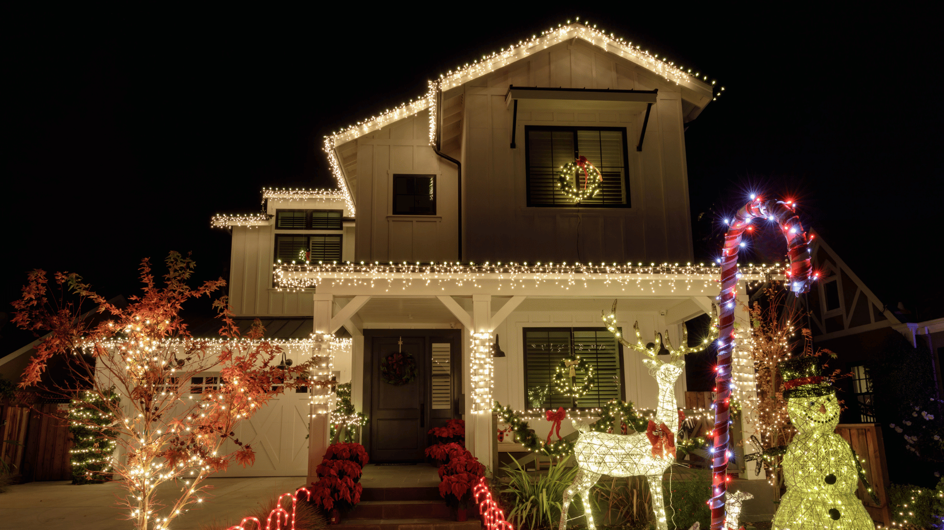 Are Solar-Powered Christmas Lights Worth the Investment?