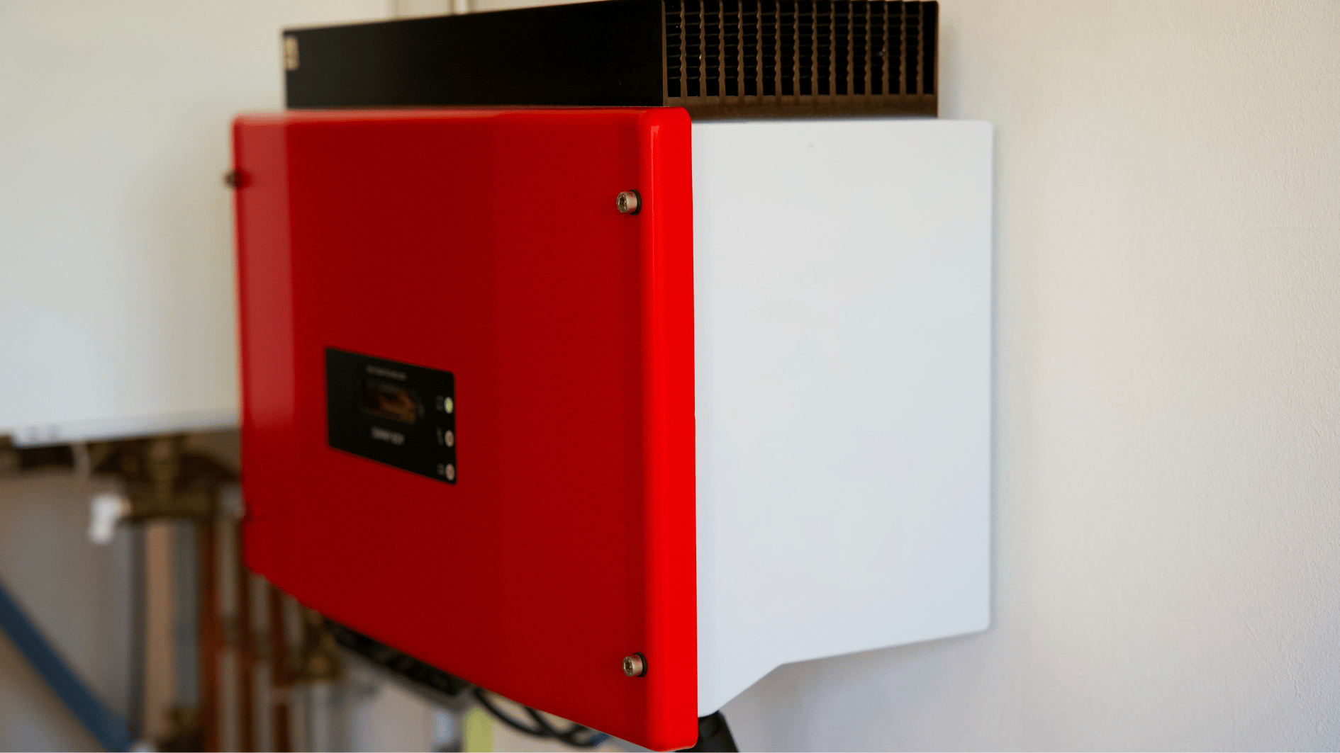 Understanding Inverter Lifespan and Maintenance: How to Ensure Longevity in Solar Systems